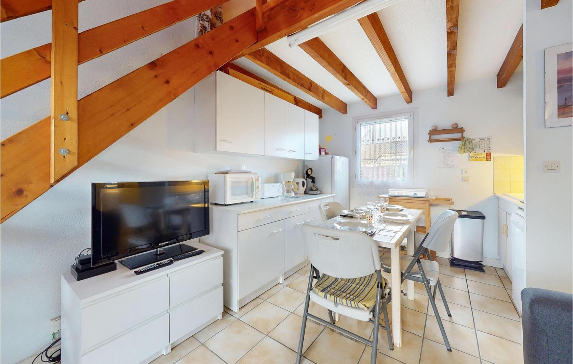 3 Bedroom Beautiful Home In Ronce-Les-Bains Kültér fotó